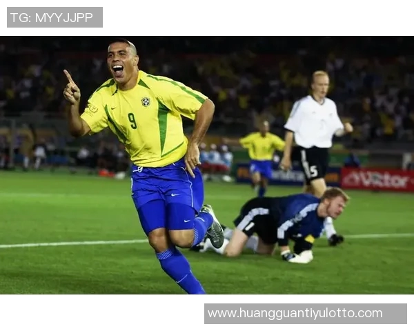 米奇赞卡斯尔表现出色展现极强侵略性打球风格令人惊叹称其为现象级表现